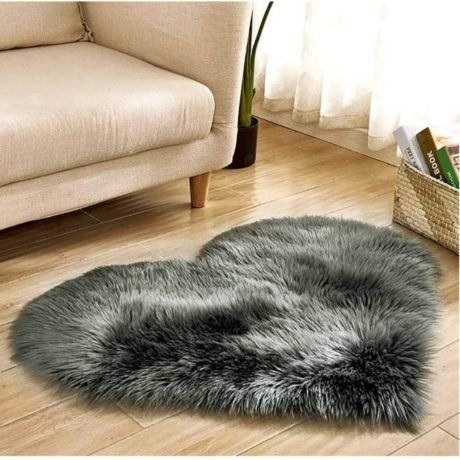 Heart Shaped Soft Faux Sheepskin Fur Area Rugs for Home Sofa Floor Mat Plush, 30cmx40cm